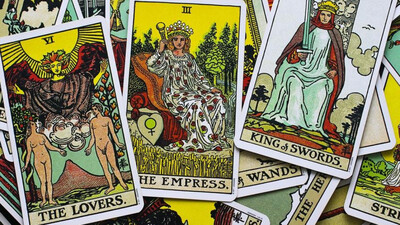 Tarot Card Prediction For February 2022: Love Is In The Air For Leo, New Job Prospects For Taurus; C