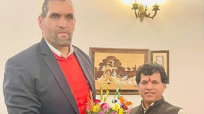 Wrestler The Great Khali Joins BJP