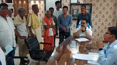 Panchayat Polls: Candidate Distributes Fake Old Age Pension Cards In Ganjam, BDO Promises Action
