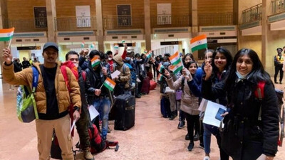Over 100 Guj Students Back From Ukraine So Far, Many Still Stranded