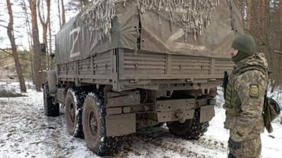 Ukraine Cold Could Push Russian Soldiers To Desert Convoy Stalled Outside Kyiv For Days