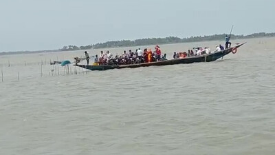 Passenger Boat In Chilika