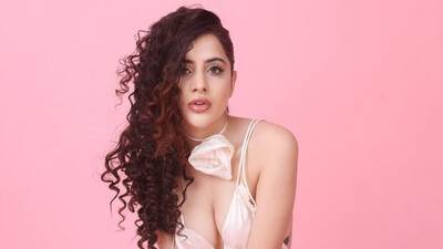 Urfi Javed gets into ugly fight with Kashish Thakur on Splitsvilla X4