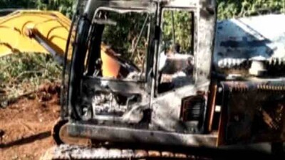 Maoist set JCB on fire