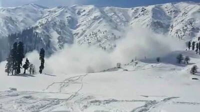 Jammu-and-Kashmir-avalanche