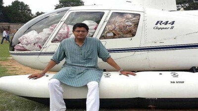 Jay-Panda-chopper-for-relief in Odisha