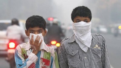 Kids-in-Air-polluted-area