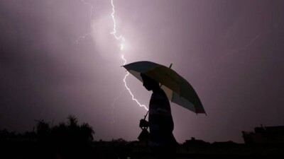 Lightning-over-Bihar-1
