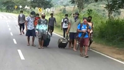 MIGRANTS-RETURNING