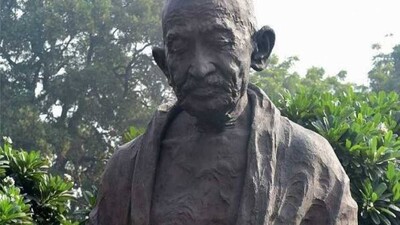 Mahatma_Gandhi_PTI