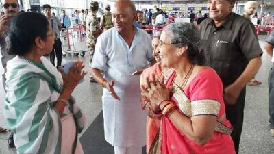 Mamata-Banerjee-meets-Jasho