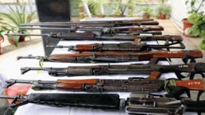 Militants-lay-down-arms
