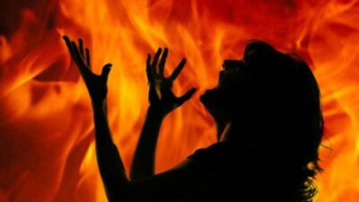 Minor Girl In UP Sets Herself Ablaze After Being Molested