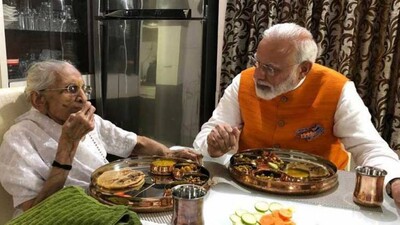 Modi-with-Mother