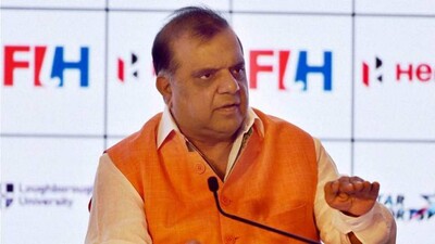 Narinder Batra addresses press
