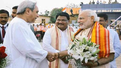 Naveen-Modi123