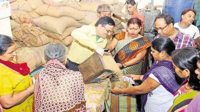 PDS beneficiaries can lift 6-month quota of grains in one go: Ram Vilas Paswan amid coronavirus concerns