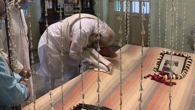 Parakram Diwas: PM Modi Visits Ancestral Home Of Netaji Subhas Chandra Bose In Kolkata