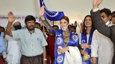 Payal Ghosh Who Accused Anurag Kashyap Of Rape Joins Ramdas Athawale's Party