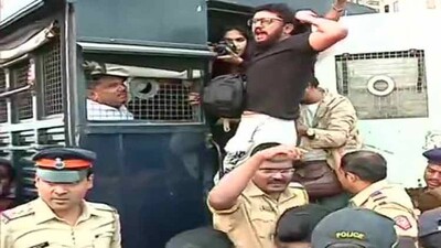 Protest-shifted-to-Azad-Maidan