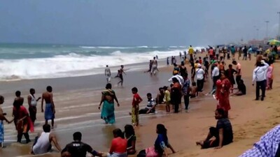 Triple Mutant Strain Scare: West Bengal Pilgrims Under Scanner In Puri