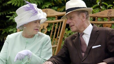 Queen Elizabeth II, Prince Philip Not To Get Preferential Treatment, 'To Wait In Line' For COVID Vaccine