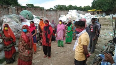 Garbage Bank In PM Modi's Constituency To Fill People's Pockets With Money!