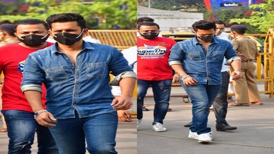 Rahul Vaidya with Friends at Siddhivinayak Temple