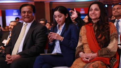 Rana-Kapoor-Yes-Bank--Famil