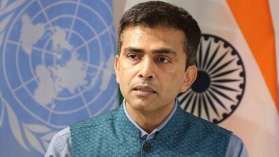 Raveesh-Kumar