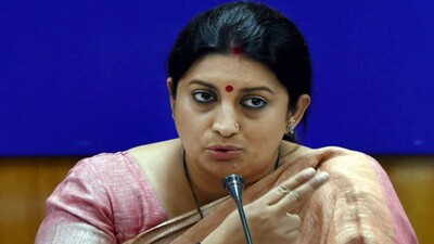 Smriti-Irani-misbhaved