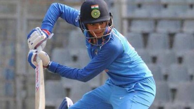 Smriti-Mandhana-up