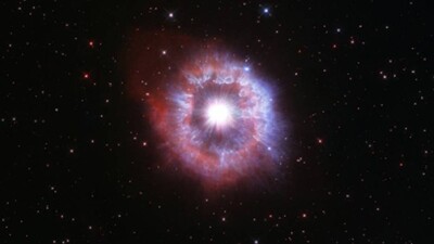 Hubble Images Show Giant Star On Edge Of Destruction