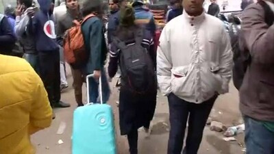 Students-leave-uni