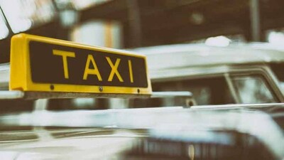 Taxi