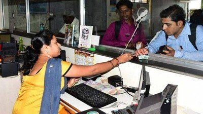 Train-ticket-booking-counte