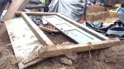 Wall-collapse