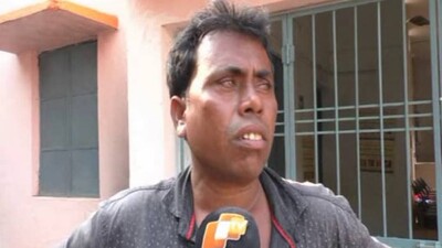 Youth lathicharged during CM Naveen's road show