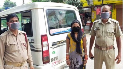 alert-cops-save-woman