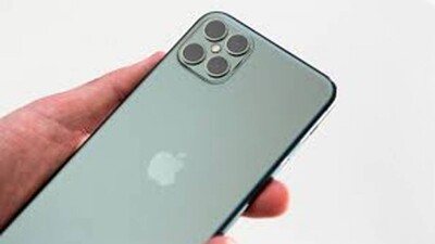 Apple iPhone 12 Pro Max Sports Biggest Screen Ever, Powered With 3,687mAh Battery
