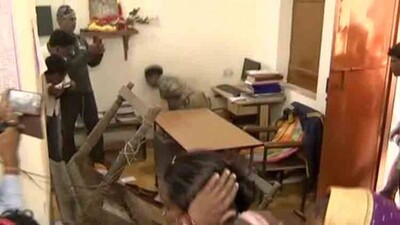 begunia-police-station-ransacked