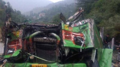 bus-accident-up