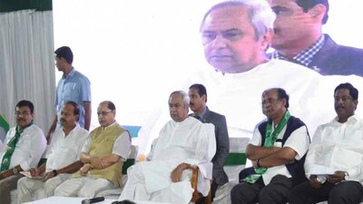 cm-naveen