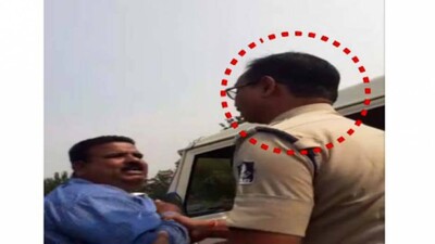 cop-demands-bribe
