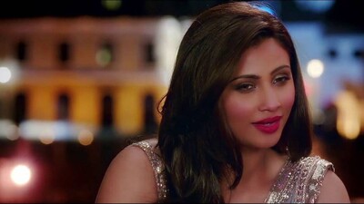 daisy-shah-wallpaper-5