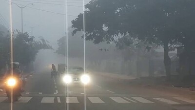 Fog engulfs several parts of Odisha, morning visuals from Bhubaneswar