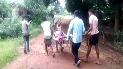 keonjhar-women-on-cot