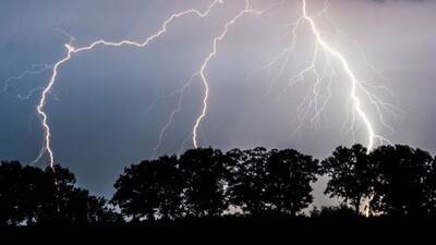 lightning1