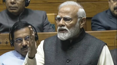 Nehru thought Indians are lazy: PM Modi refers to former PMs I-day speech while blasting Congress