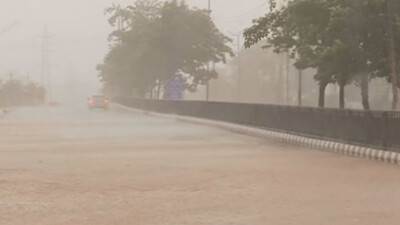 Monsoon touches 24 districts of Odisha; know IMDs rain alerts 
